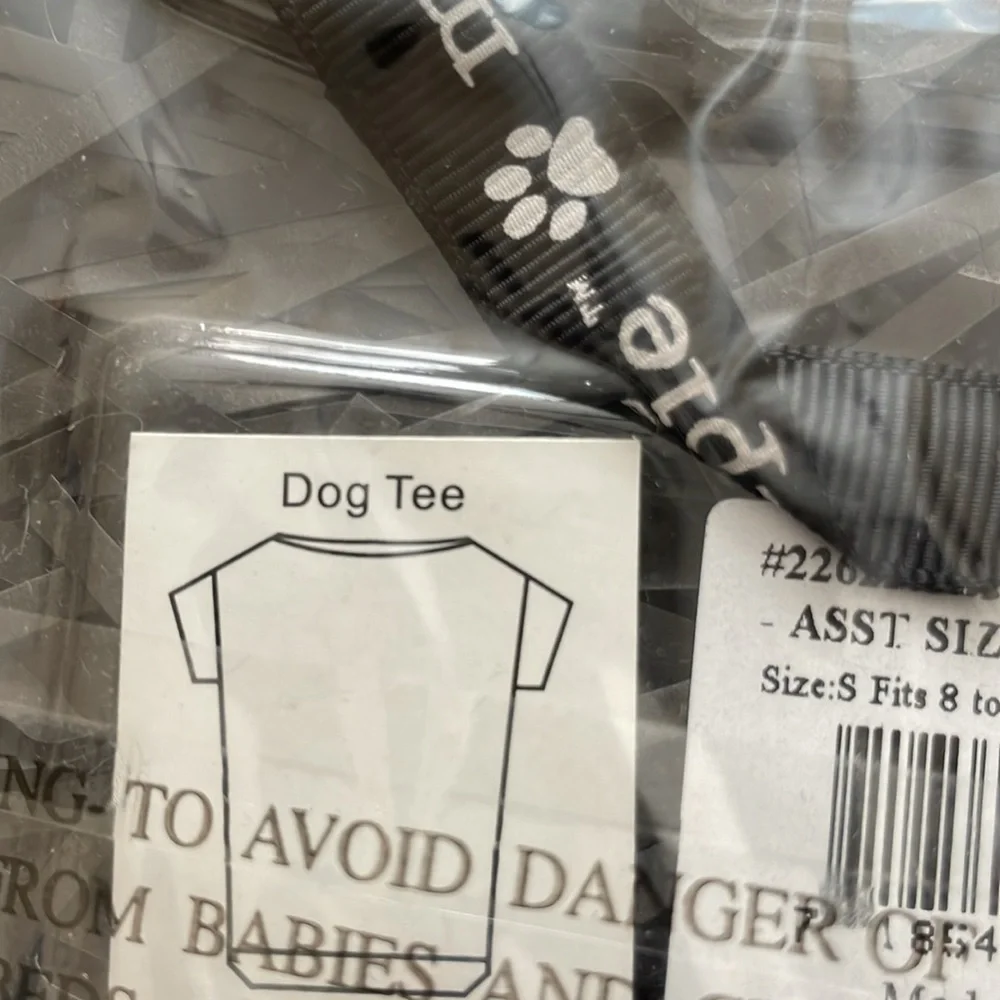 Dog Tee- “does this shirt make me look fat?”